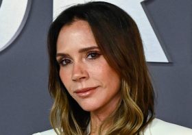 Victoria Beckham's 'natural looking' brow pencil that 'fills in spots effortlessly' is 20% off