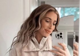 Stacey Solomon loves her cosy cashmere joggers from a high street store