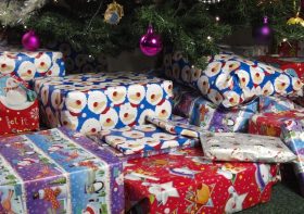 British mum says people 'don't deserve kids' if they can't afford Christmas presents